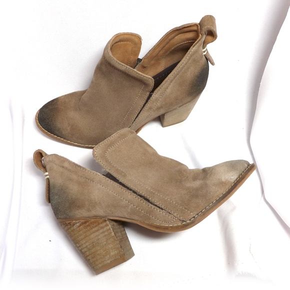 vanhook bootie jeffrey campbell